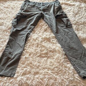 Fourstar Cargo Pants, size 32/32.
